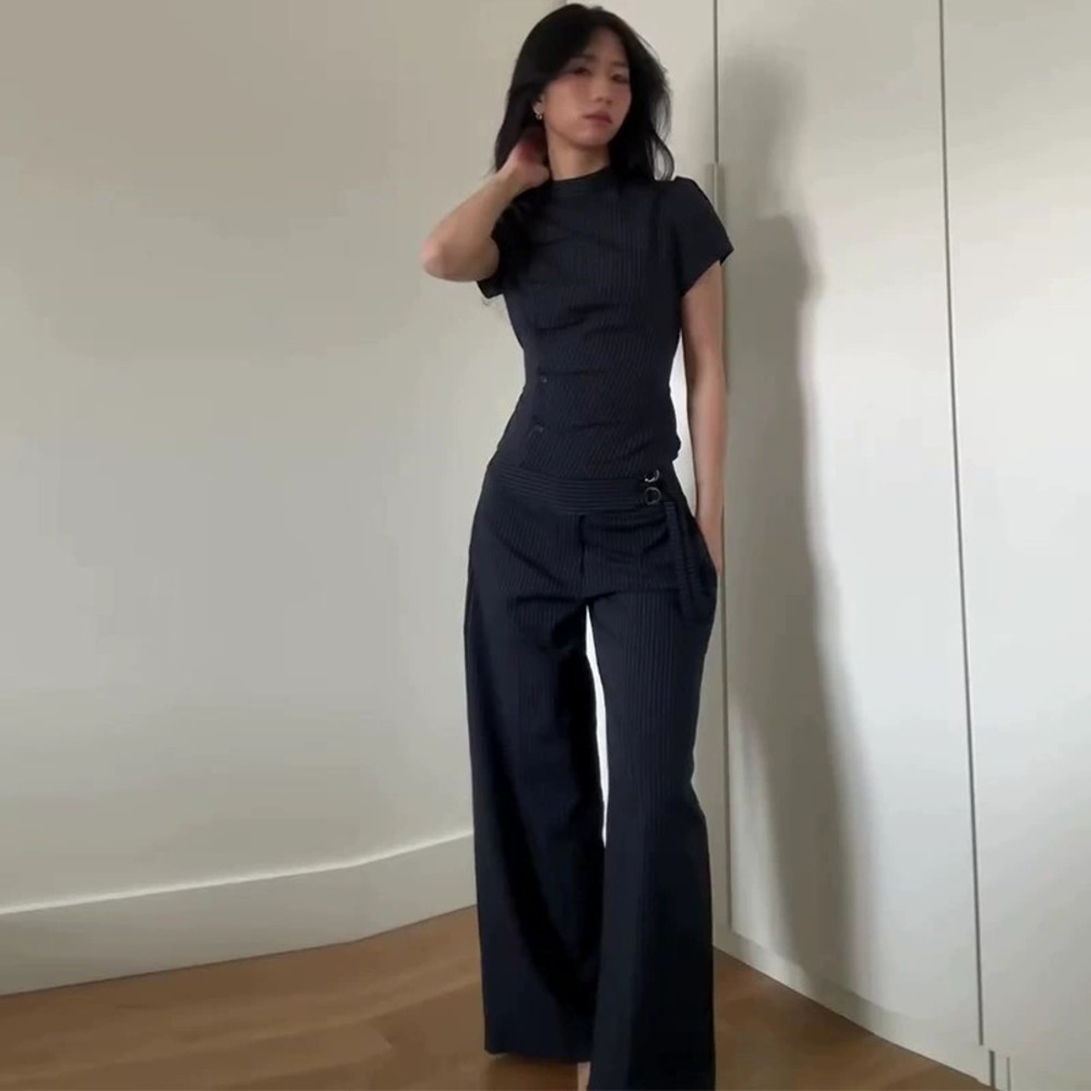 Forever 21 Women's Summer Navy Striped Roundneck Slim Straight-Leg Pants Set